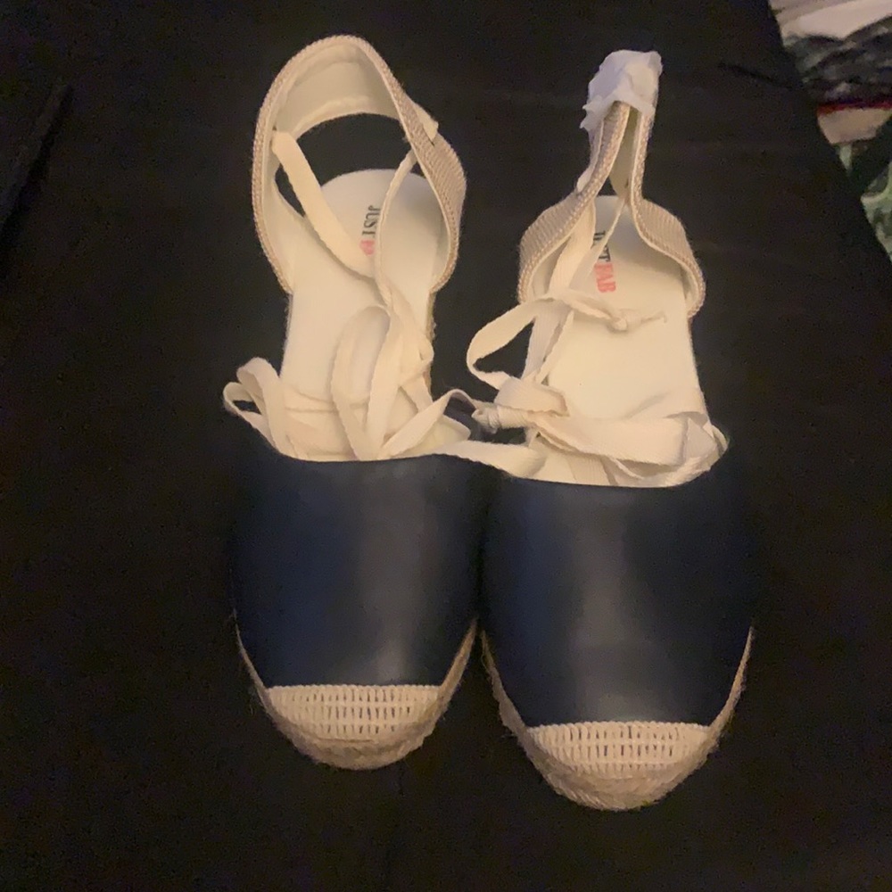 Lace up sandals blue